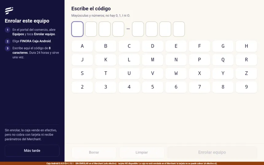 Pantalla Enrolar este equipo de FINORA Caja Android con los tres pasos y el teclado para el código de 8 caracteres