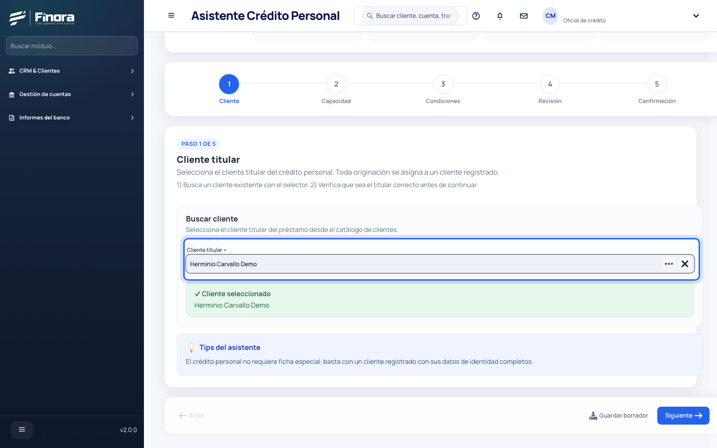 Primer paso del asistente de crédito personal con el cliente titular elegido